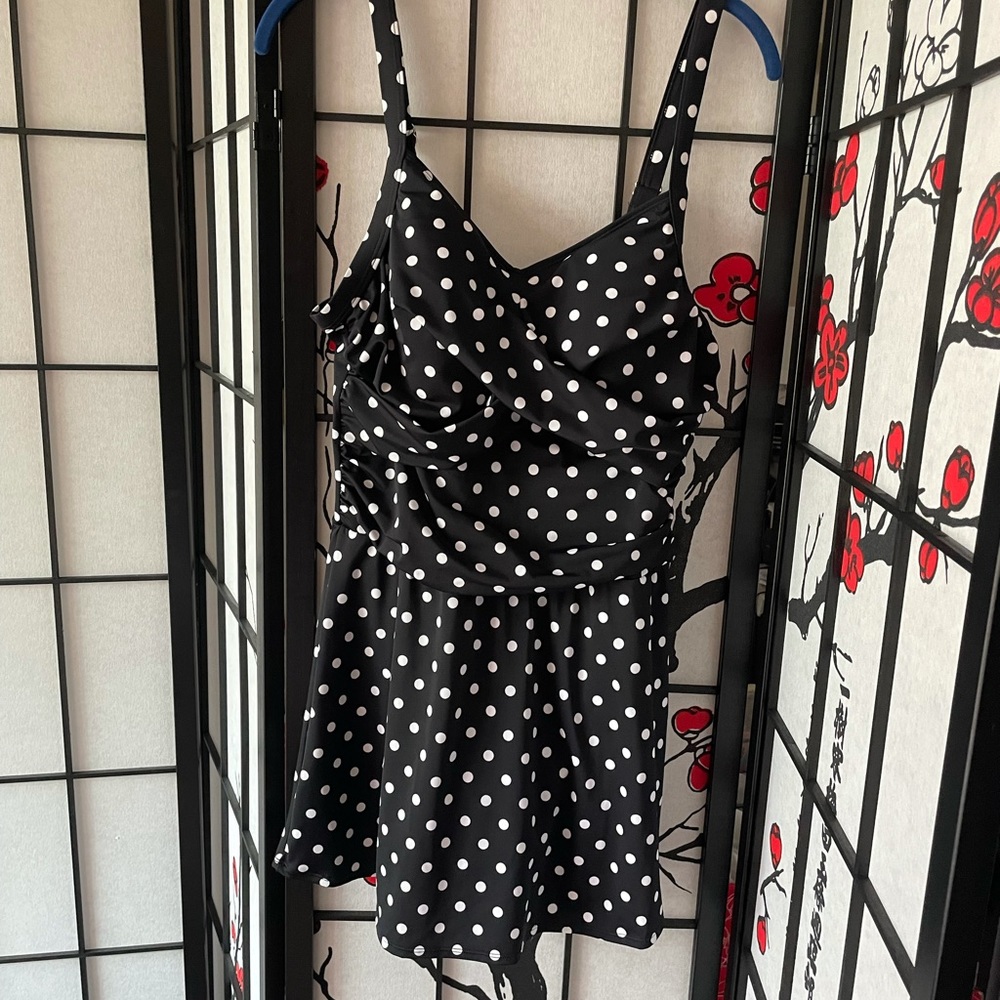 Denim & Co. Beach Sweetheart-Twist Front Swim Dress